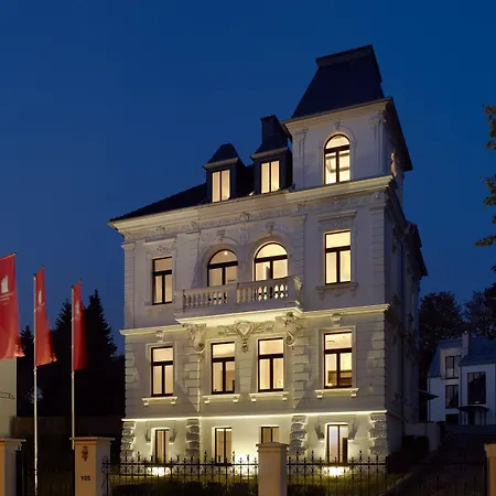 Boutique Am Ruhrufer Golf & Szálloda