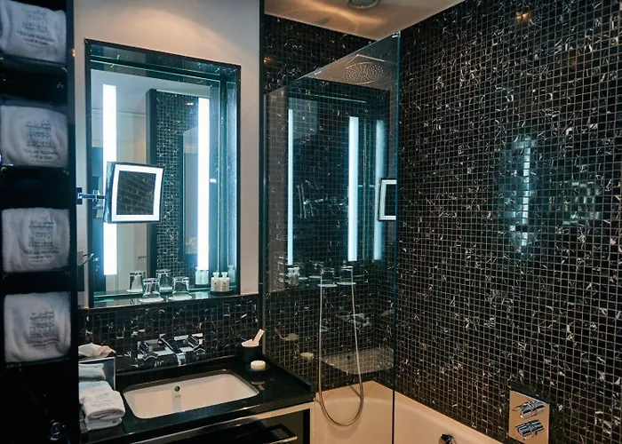 Boutique Am Ruhrufer Golf & 5* 뮬하임안더루